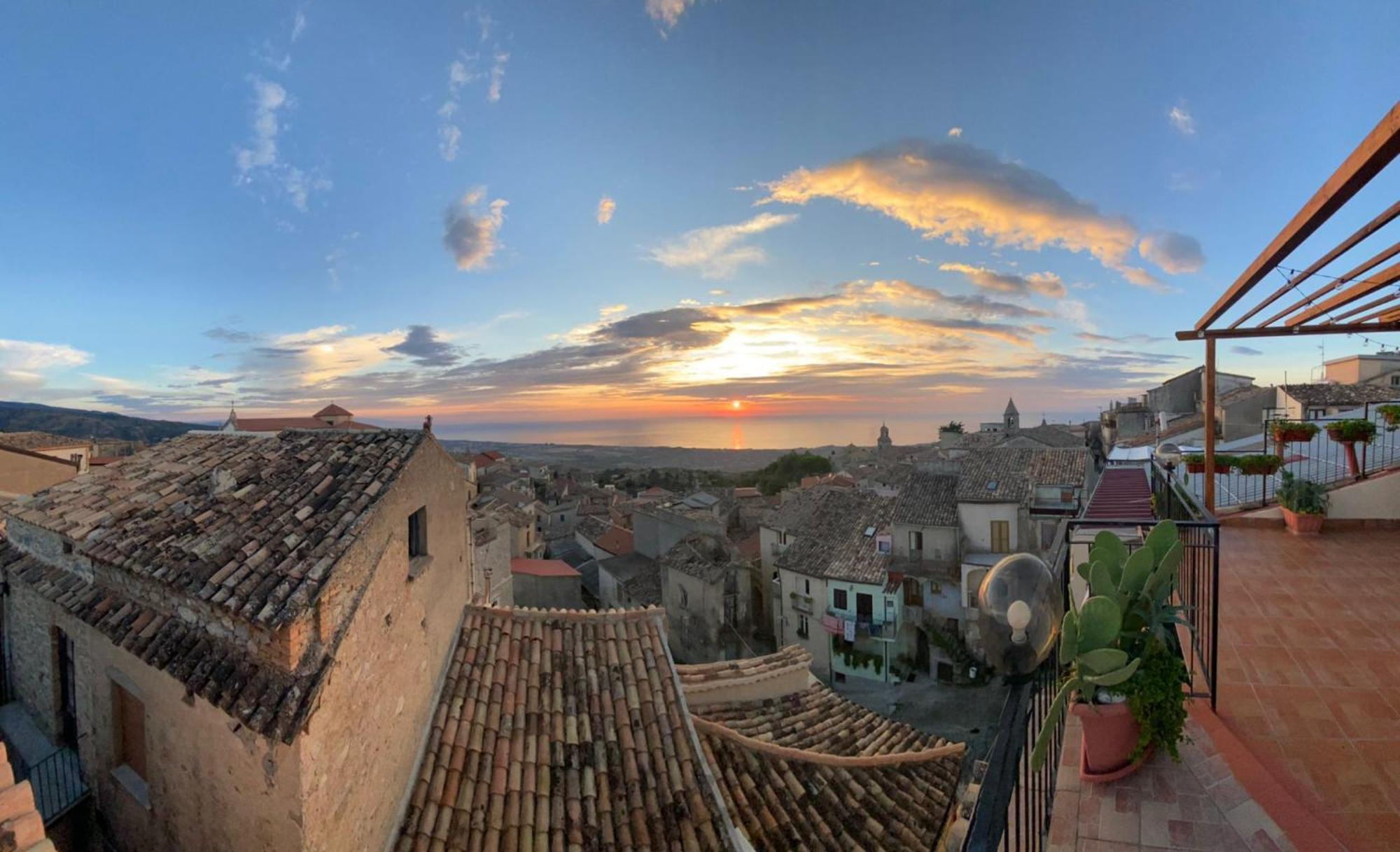 Perla Del Borgo Bed And Breakfast Санта-Катерина-делло-Ионио Экстерьер фото
