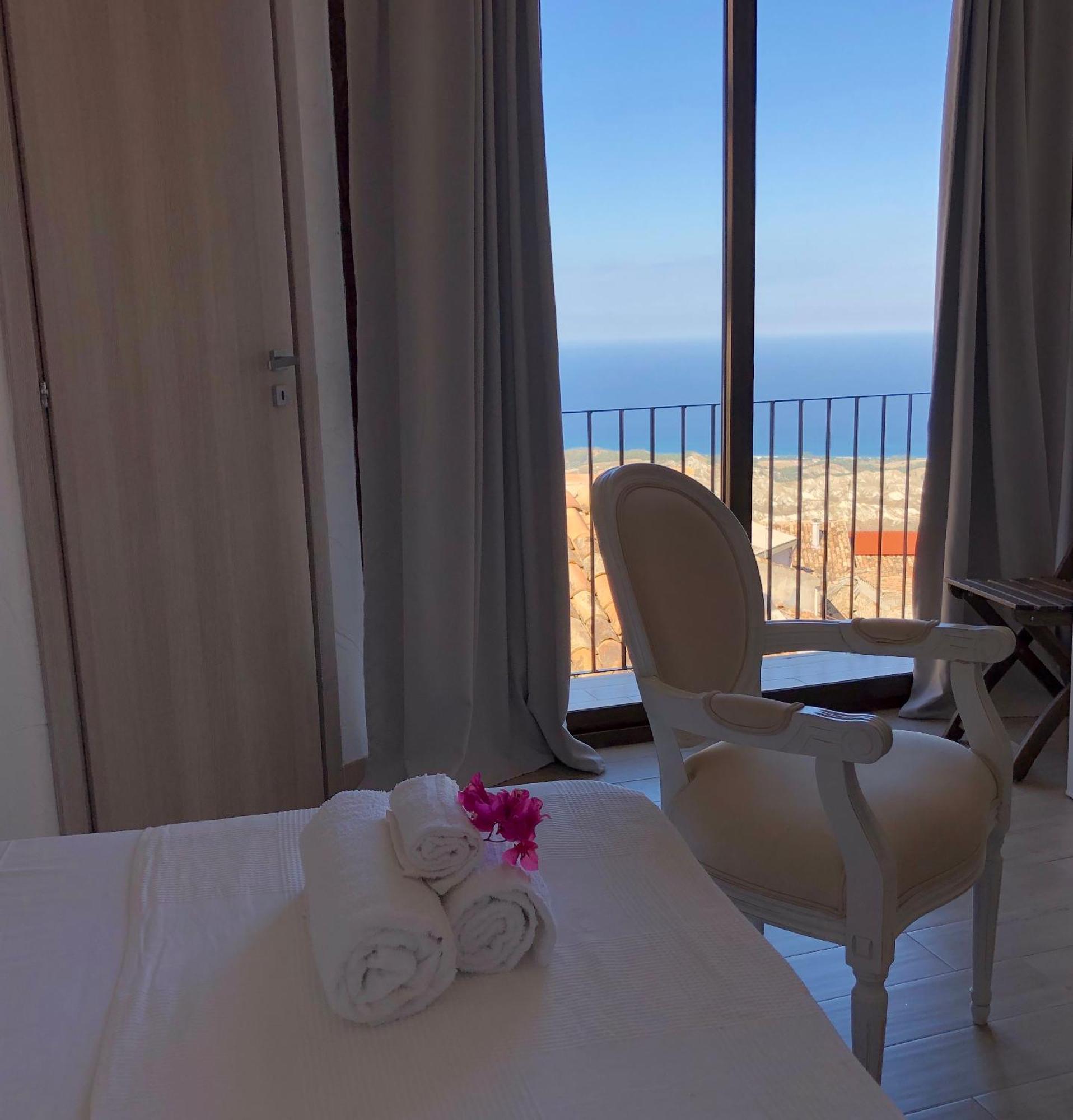 Perla Del Borgo Bed And Breakfast Санта-Катерина-делло-Ионио Экстерьер фото