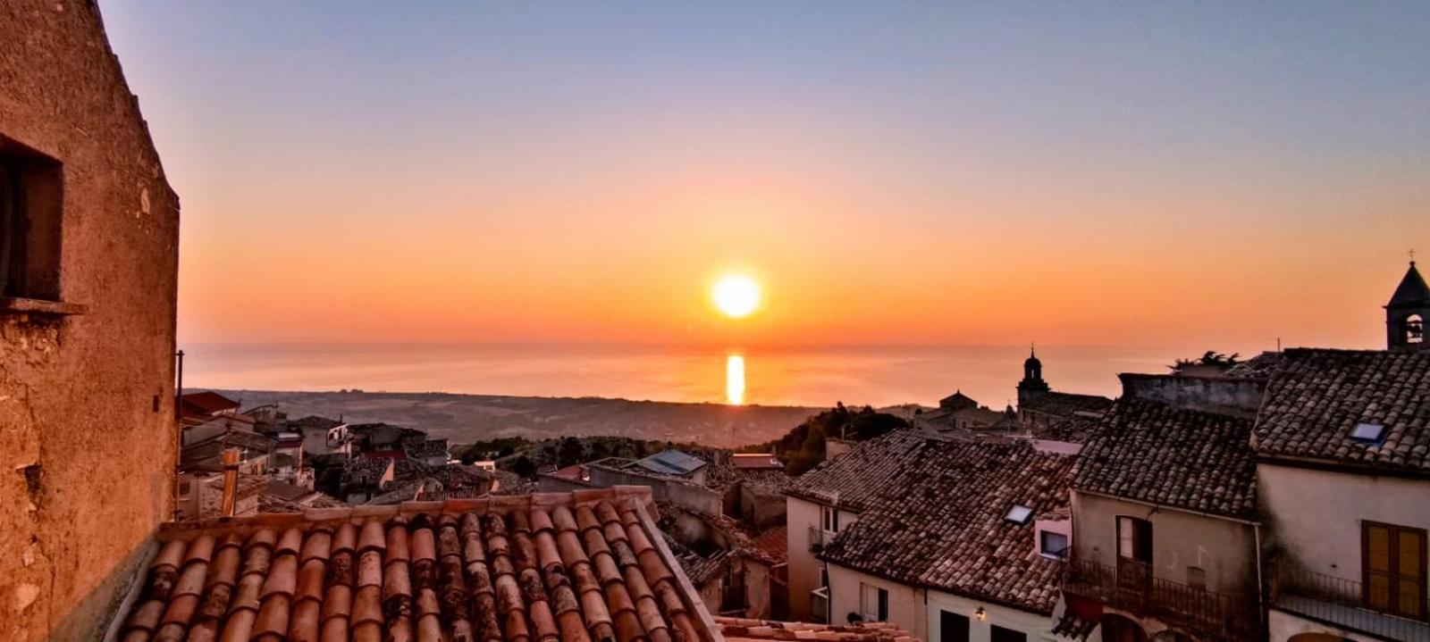 Perla Del Borgo Bed And Breakfast Санта-Катерина-делло-Ионио Экстерьер фото