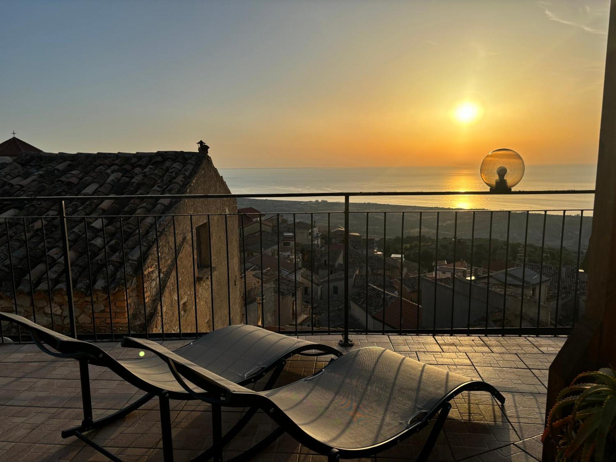 Perla Del Borgo Bed And Breakfast Санта-Катерина-делло-Ионио Экстерьер фото